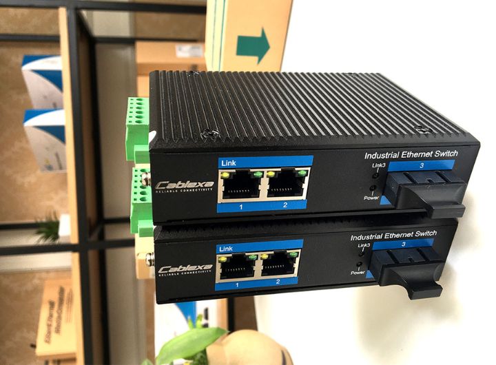 IES7210-2E1FX-CA 2 Ports Industrial Gigabit Fiber Ethernet Switch