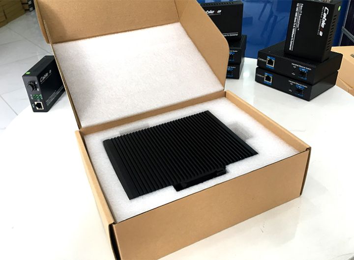 Switch công nghiệp IES7510-4PGE2GF-CA Switch công nghiệp POE 1Gb 4 cổng Ethernet, 2 cổng SFP IES7510-4PGE2GF-CA