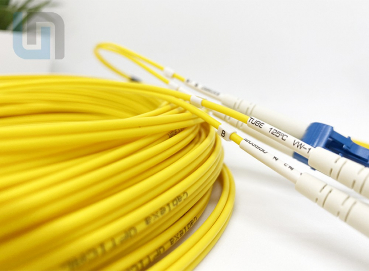 dây nhảy quang LC-LC 20M Cablexa